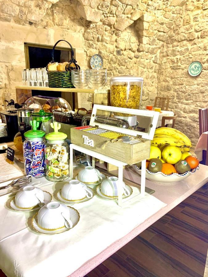 Aristogatti Hotel Ragusa Buitenkant foto