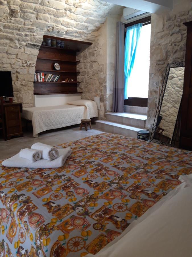 Aristogatti Hotel Ragusa Buitenkant foto