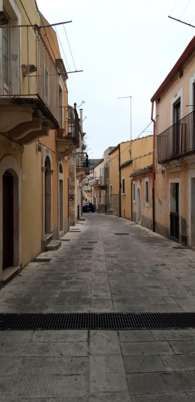 Aristogatti Hotel Ragusa Buitenkant foto